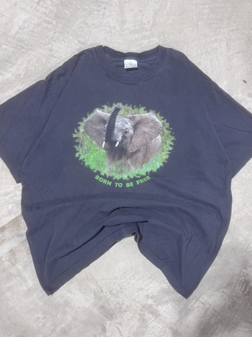 Vintage 90s ALORE Elephant Born To Be Free Tee Single Stitch Faded USA XL